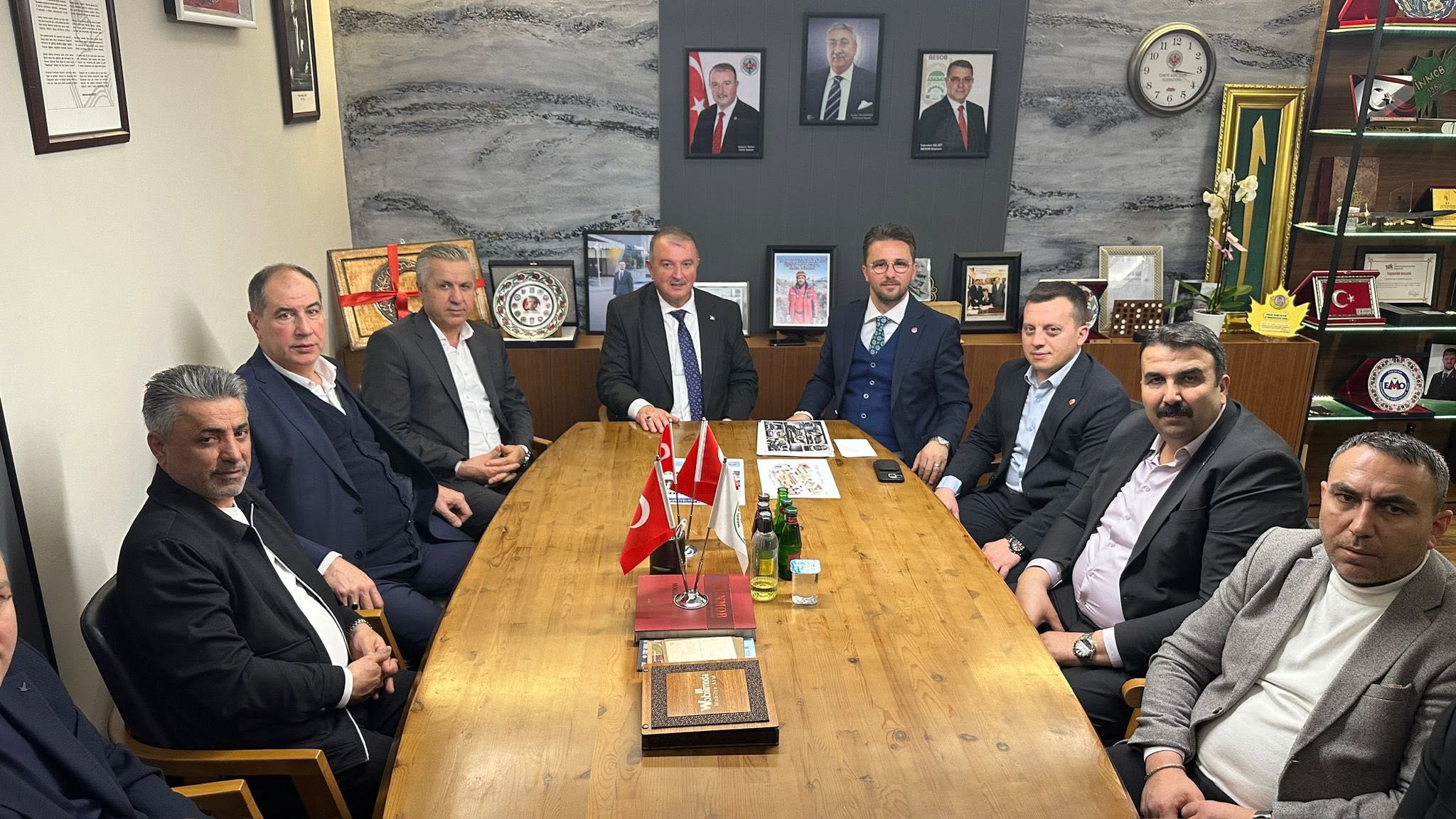Türkiye Ağaç İşleri Federasyonu Genel Başkanı Sayın Hüseyin Taklacı ve Yönetimi Odamızda