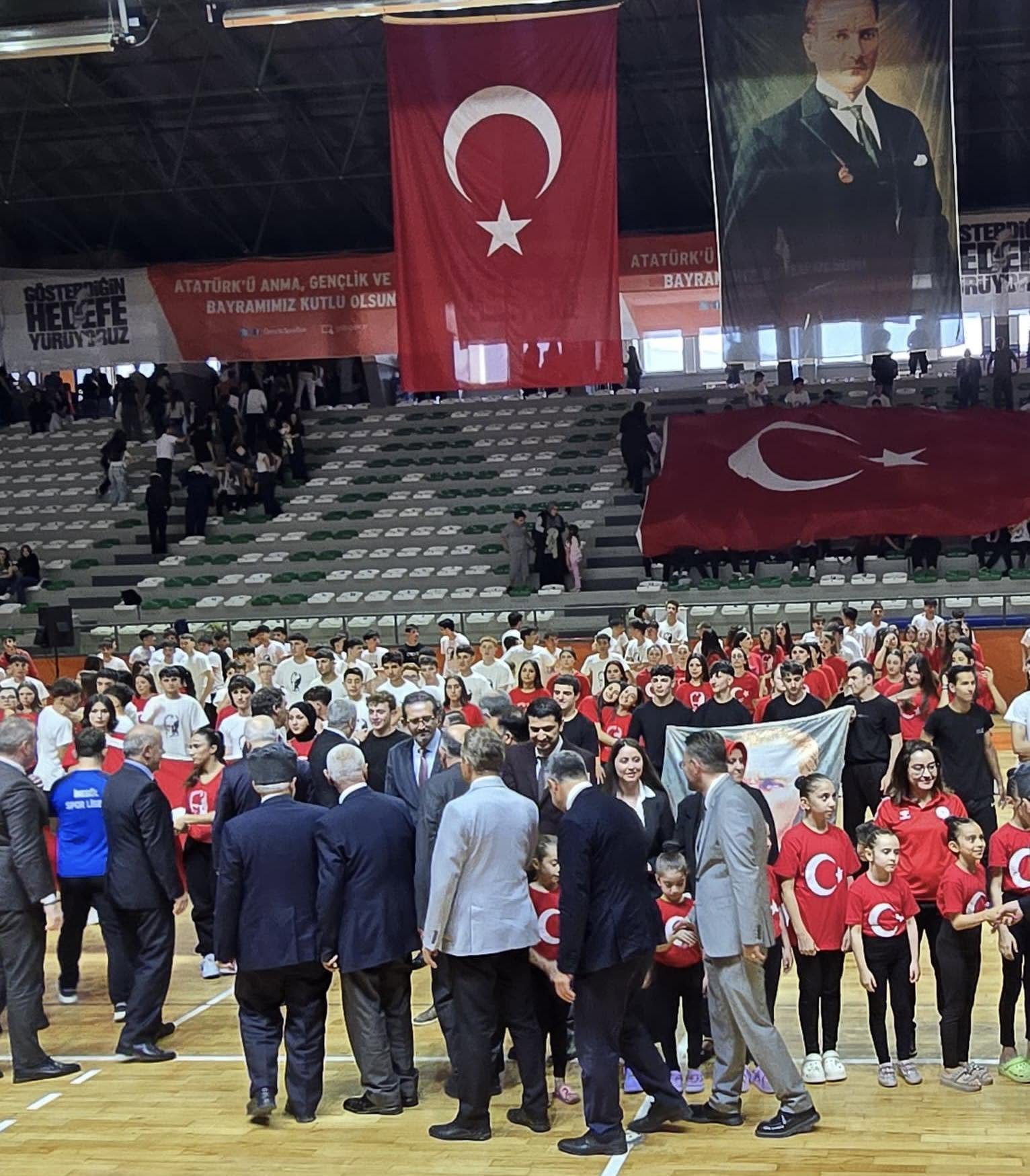 19 Mayıs Atatürk’ü Anma, Gençlik ve Spor Bayramı’nı Coşkuyla Kutladık